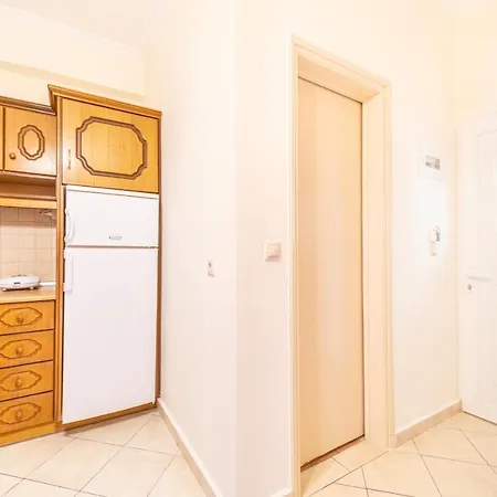 Apartment Mazis Family *